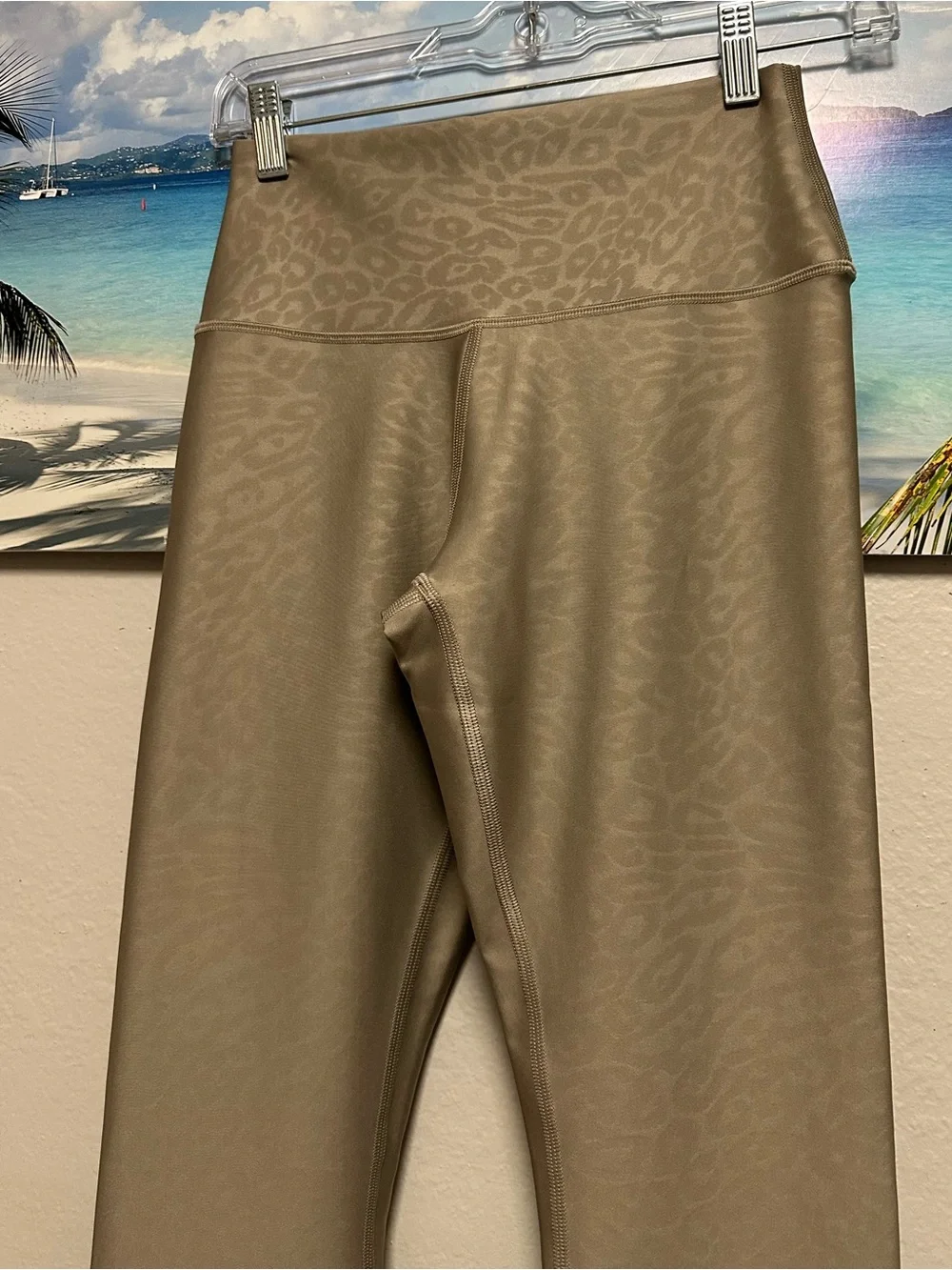 $140 ALO Airlift High-Waist Leopard Leggings Tan Animal Print Hi-Rise Size Small